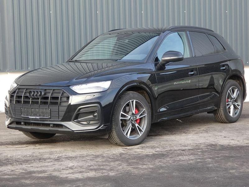 Gebraucht Audi Q5 Sport 163 PS (119 kW) 2023 Brillantschwarz SUV