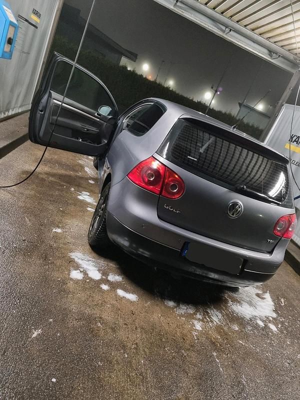 Gebraucht VW Golf V 140 PS (102 kW) 2007 Kleinwagen