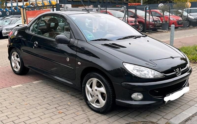Schwarz Gebraucht 2005 Peugeot 206 CC Cabrio | 1.100 € (Fairer Preis) - Bild 1/4