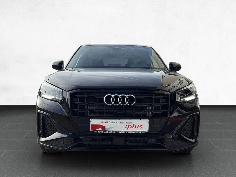 Gebraucht Audi Q2 S-Line 150 PS (110 kW) 2024 Schwarz SUV