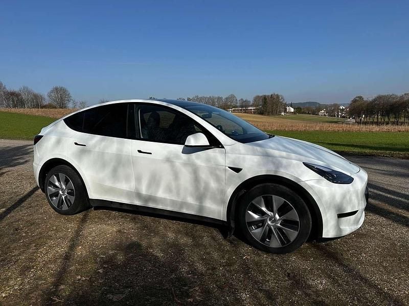 Gebraucht Tesla Model Y Long Range AWD 378 kW (514 PS) 2023 Weiß SUV
