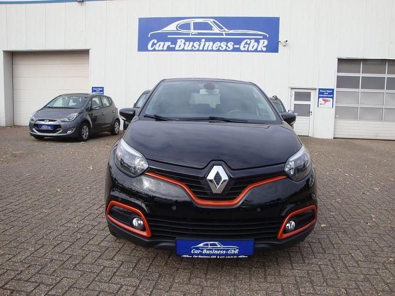 Gebraucht Renault Captur Dynamique 120 PS (88 kW) 2015 Schwarz SUV