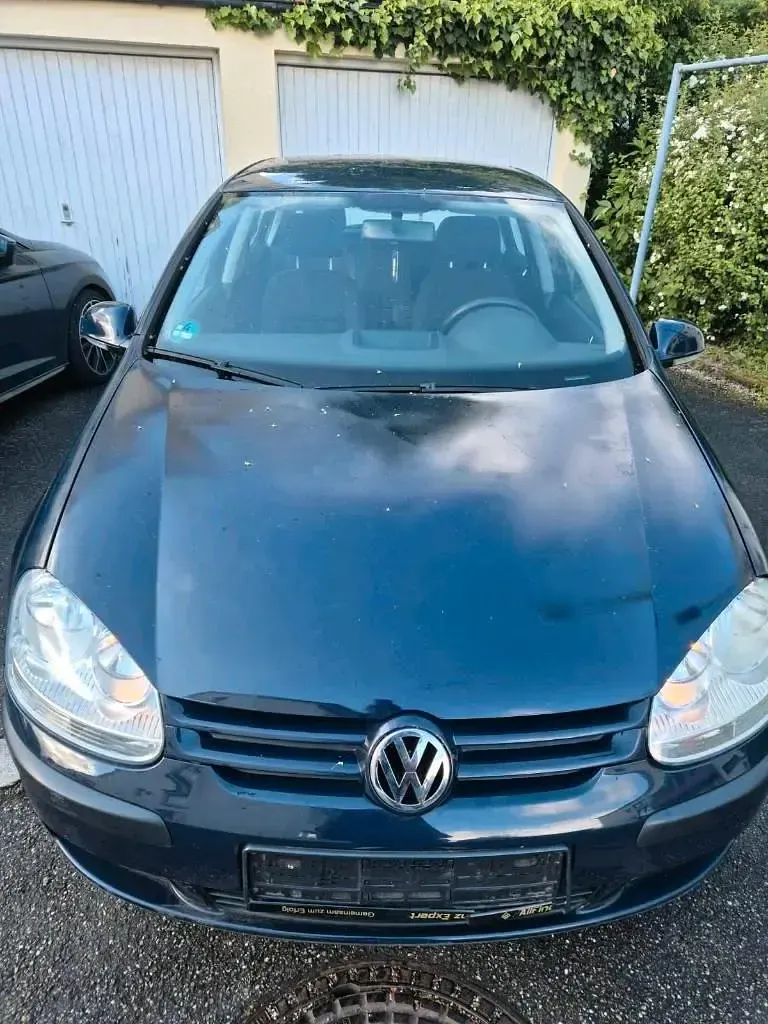 Usata VW Golf IV 102 CV (75 kW) 2004 Blu Berlina