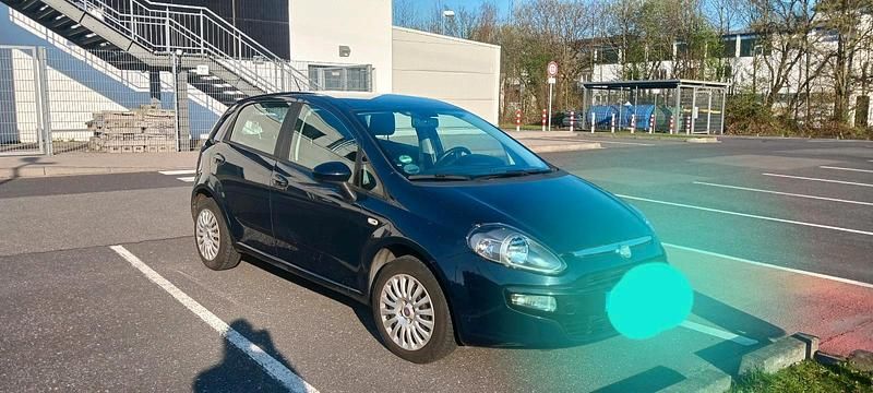 Gebraucht Fiat Grande Punto 77 PS (56 kW) 2011 Blau Kleinwagen