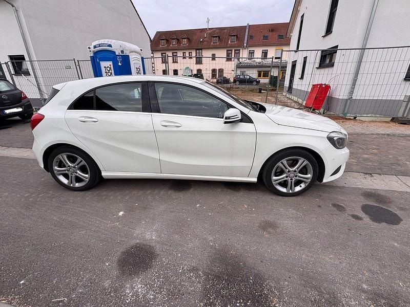 Gebraucht Mercedes A250 211 PS (155 kW) 2014 Limousine
