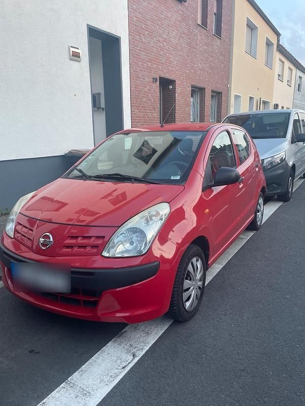 Rot Gebraucht 2010 Nissan Pixo Kleinwagen | 2.300 € (Fairer Preis) - Bild 1/4