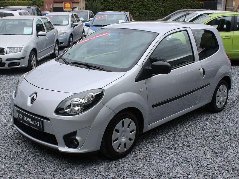 Silber Gebraucht 2010 Renault Twingo Kleinwagen | 4.380 € (Etwas zu teuer) - Bild 1/4