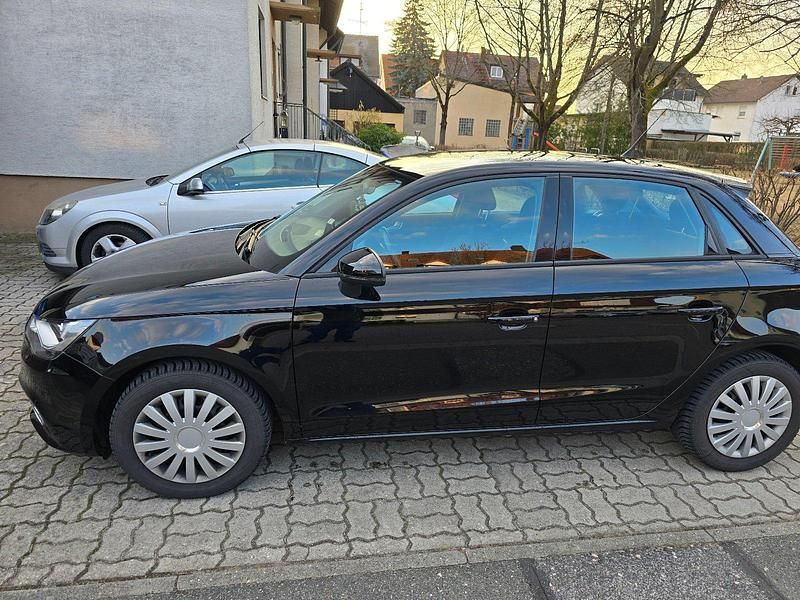 Gebraucht Audi A1 Ambition 122 PS (89 kW) 2015 Schwarz Kleinwagen