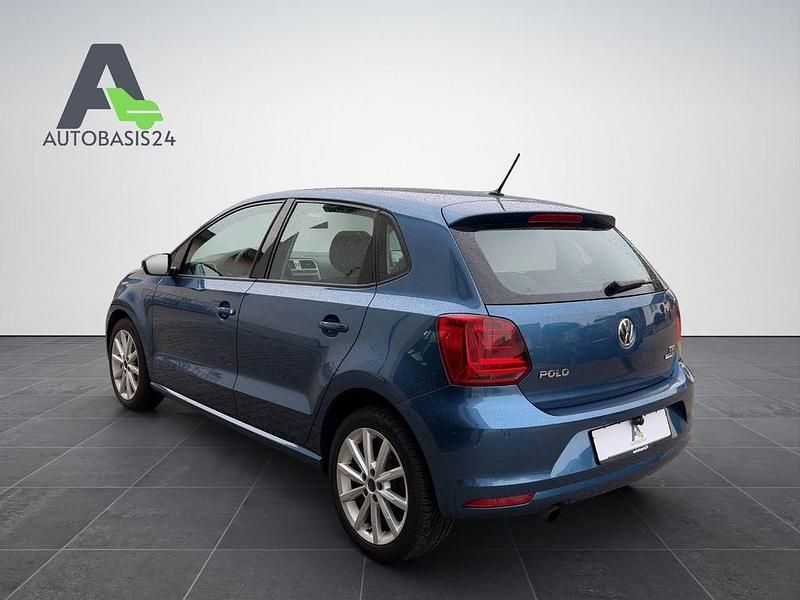 Gebraucht VW Polo Highline 110 PS (80 kW) 2016 Blau Limousine