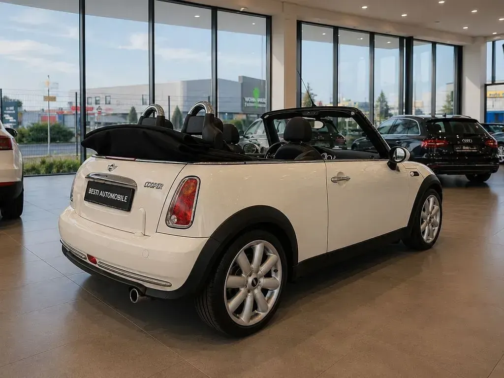 Gebraucht Mini Cooper Cabriolet 116 PS (85 kW) 2008 Weiß Cabrio