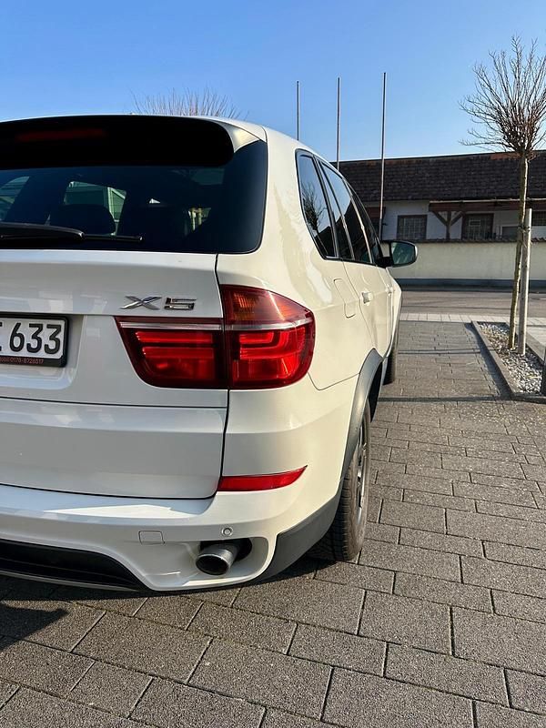 Gebraucht BMW X5 M Sport 245 PS (180 kW) 2012 Weiß SUV