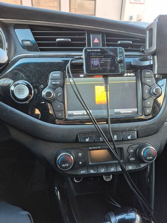 Schwarz Gebraucht 2016 Kia Ceed Sportswagon Spirit Kombi | 9.500 € (Fairer Preis) - Bild 1/4