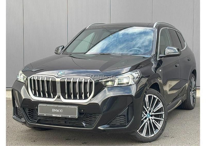 Gebraucht BMW X1 M Sport 326 PS (239 kW) 2023 Schwarz SUV
