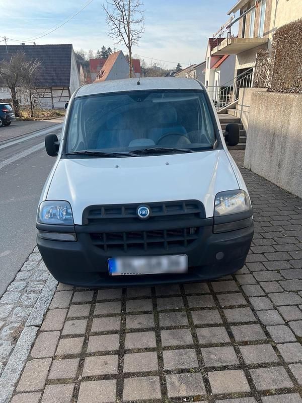 Weiß Gebraucht 2005 Fiat Doblò Van / Kleinbus | 3.200 € (Fairer Preis) - Bild 1/4