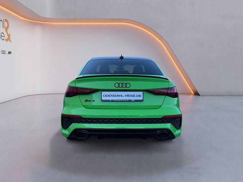 Gebraucht Audi RS3 Ambiente 400 PS (294 kW) 2023 Kyalamigrün Limousine