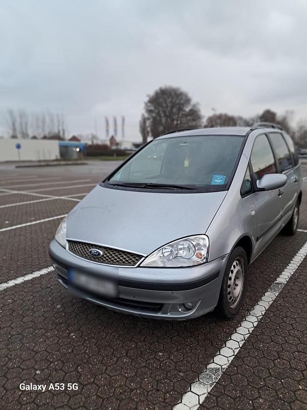 Silber Gebraucht 2004 Ford Galaxy Van / Kleinbus | 1.500 € (Fairer Preis) - Bild 1/4