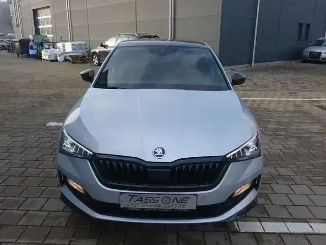 Gebraucht Skoda Scala Monte Carlo 150 PS (110 kW) 2021 Silber Kleinwagen