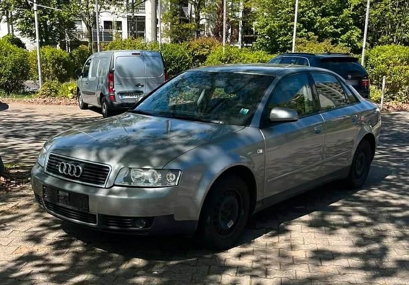 Usata Audi A4 131 CV (96 kW) 2002 Grigio Berlina