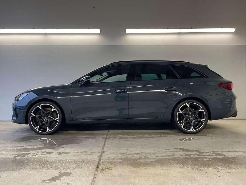 Nuevo Cupra Leon VZ3 333 CV (244 kW) 2025 Azul Familiar