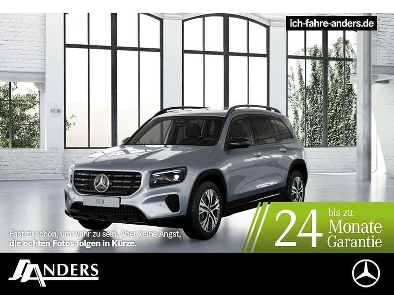 Hightech silber Gebraucht 2024 Mercedes GLB200 Progressive SUV | 48.950 € (Teuer) - Bild 1/3