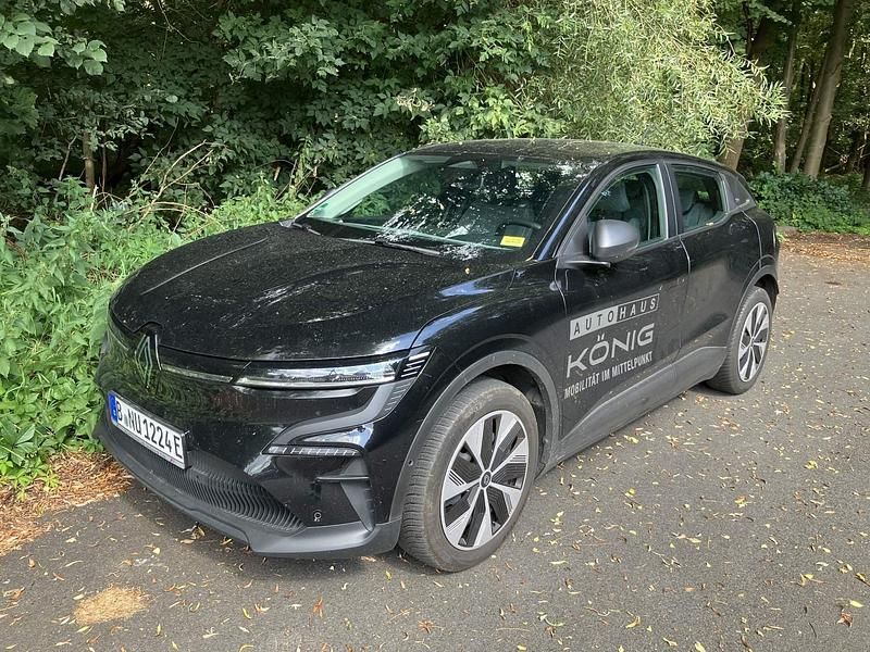 Schwarz Gebraucht 2023 Renault Megane E-Tech Evolution Limousine | 26.990 € (Guter Preis) - Bild 1/1
