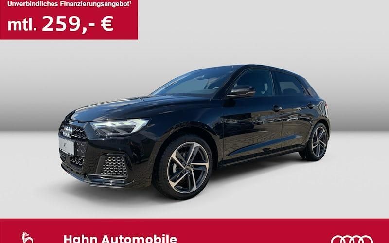 Schwarz Neu 2025 Audi A1 Sportback Advanced Kleinwagen | 28.390 € (Fairer Preis) - Bild 1/4