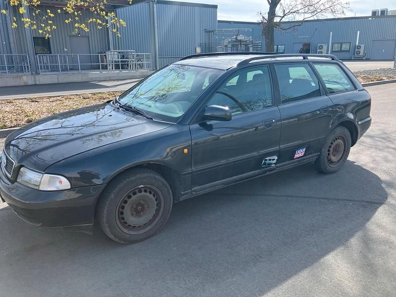 Gebraucht Audi A4 125 PS (91 kW) 1998 Schwarz Kombi