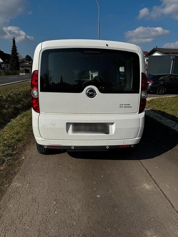 Gebraucht Opel Combo 120 PS (88 kW) 2016 Weiß Van / Kleinbus