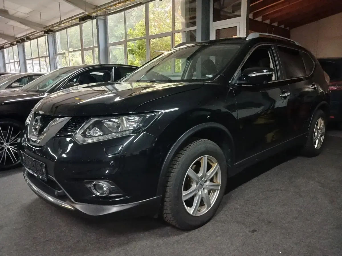 Gebraucht Nissan X-Trail Acenta 131 PS (96 kW) 2016 Schwarz SUV