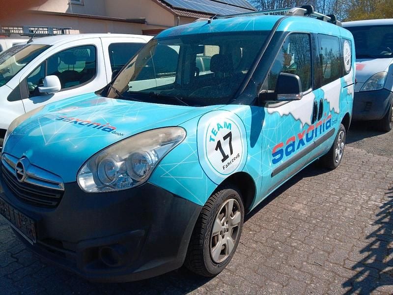 Gebraucht Opel Combo 100 PS (73 kW) 2015 Weiß Van / Kleinbus