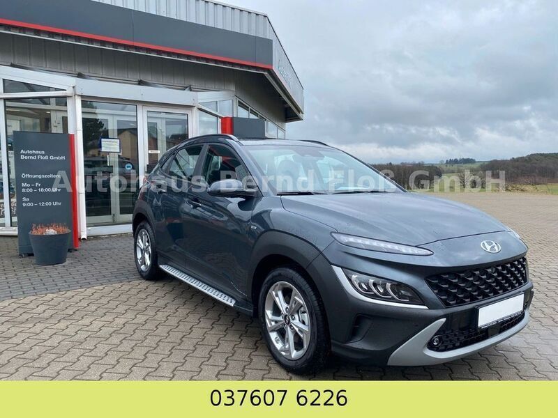 Grau Gebraucht 2022 Hyundai Kona Trend SUV | 22.890 € (Etwas zu teuer) - Bild 1/4
