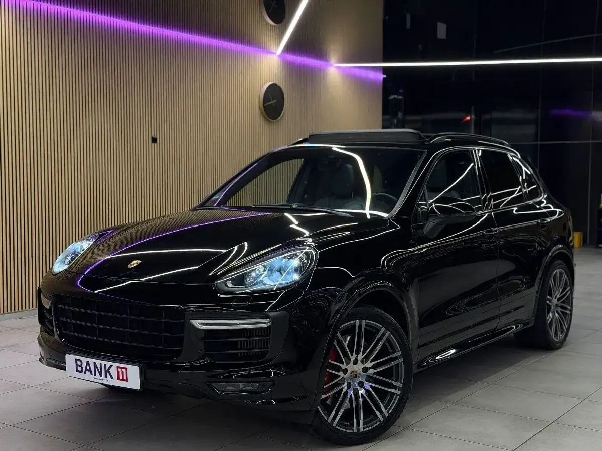 Gebraucht Porsche Cayenne GTS Sport 441 PS (324 kW) 2015 Schwarz SUV