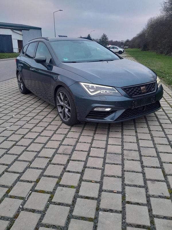 Second-hand Cupra Leon 300 CP (220 kW) 2018 Gri Break