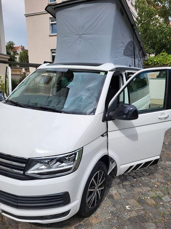 Weiß Gebraucht 2017 VW T6 Edition Van | 38.900 € (Etwas zu teuer) - Bild 1/4