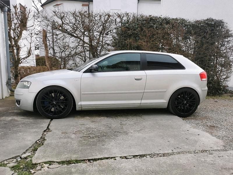 Gebraucht Audi A3 250 PS (183 kW) 2005 Silber Kleinwagen
