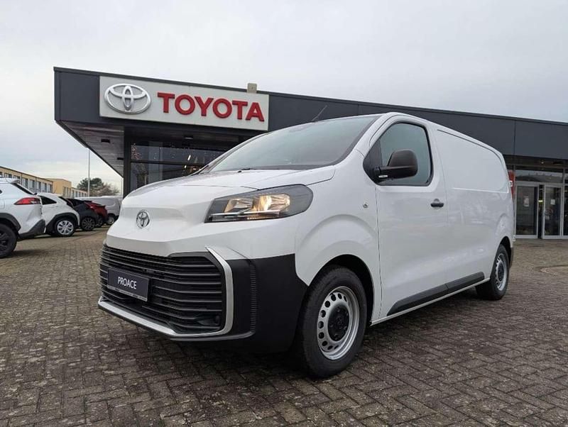 Gebraucht Toyota Proace 120 PS (88 kW) 2024 Ice white Van / Kleinbus