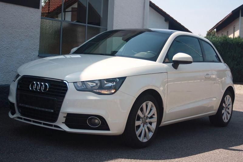 Weiß Gebraucht 2012 Audi A1 Ambition Kleinwagen | 4.800 € (Guter Preis) - Bild 1/4