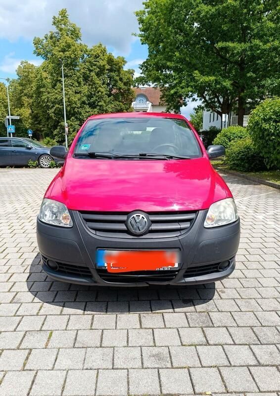Rot Gebraucht 2008 VW Fox Kleinwagen | 1.500 € (Guter Preis) - Bild 1/4