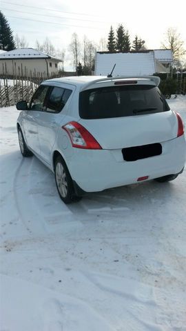 Gebraucht Suzuki Swift Club 94 PS (69 kW) 2012 Weiß metallic Kleinwagen