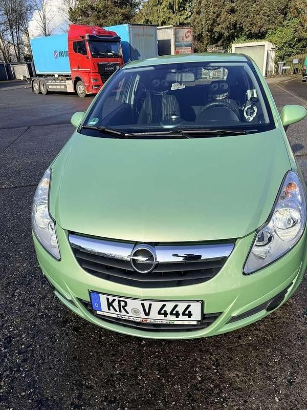Gebraucht Opel Corsa Edition 80 PS (58 kW) 2009 Kleinwagen