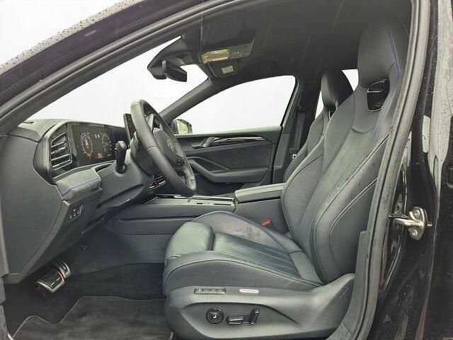 Gebraucht VW Passat R-line 150 PS (110 kW) 2024 Schwarz Kombi