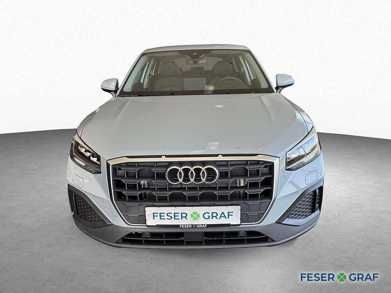 Gebraucht Audi Q2 Comfort 116 PS (85 kW) 2025 Grau (pfeilgrauperleffekt) SUV