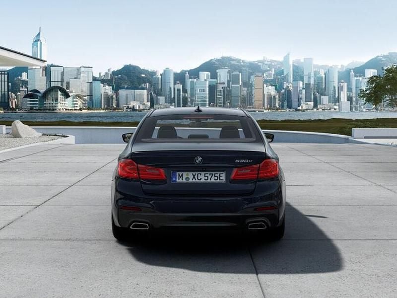 Gebraucht BMW 530e iPerformance 252 PS (185 kW) 2019 Mediterranblau (blau) Limousine