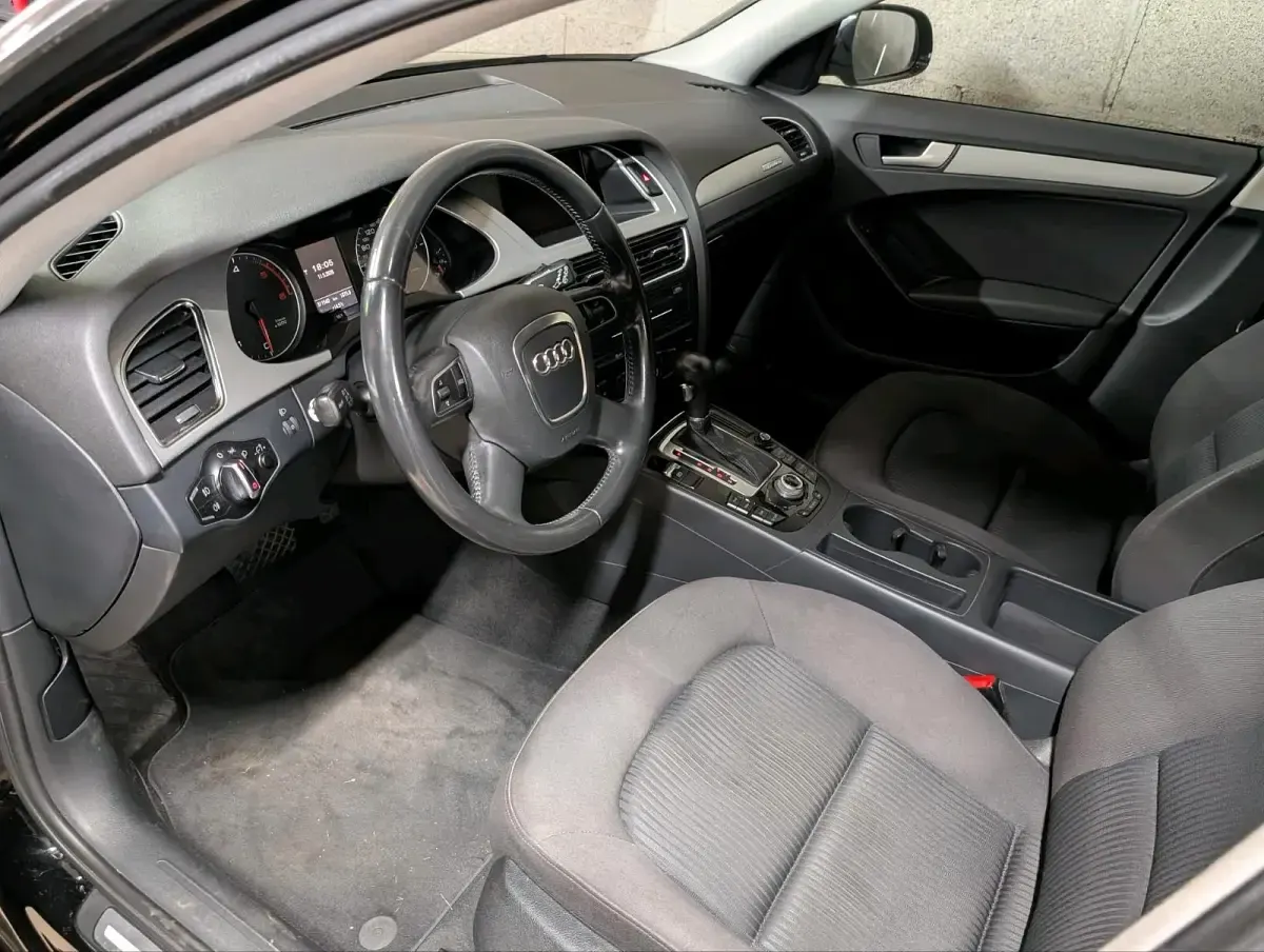 Gebraucht Audi A4 240 PS (176 kW) 2011 Schwarz Kombi