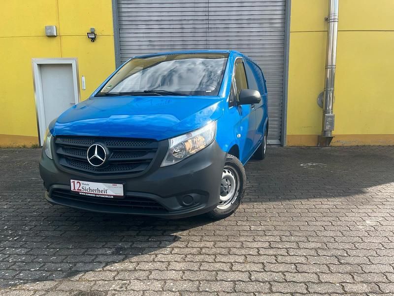 Gebraucht Mercedes Vito 88 PS (64 kW) 2016 Blau Van