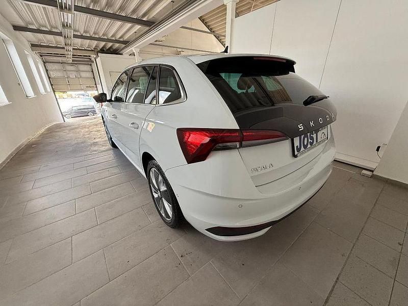 Gebraucht Skoda Scala Selection 116 PS (85 kW) 2024 Weiß Kleinwagen