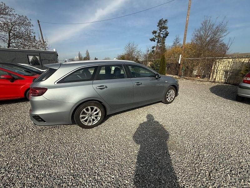 Gebraucht Kia Ceed Sportswagon 136 PS (100 kW) 2019 Silber Kombi