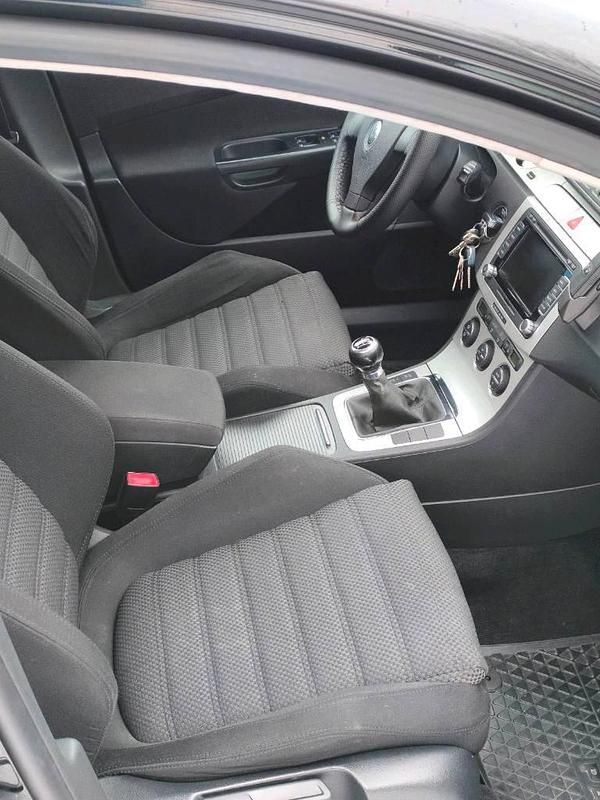 Gebraucht VW Passat 140 PS (102 kW) 2008 Schwarz Limousine