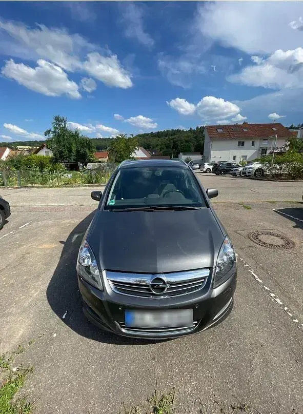 Gebraucht Opel Zafira Sport 140 PS (102 kW) 2010 Grau Van / Kleinbus