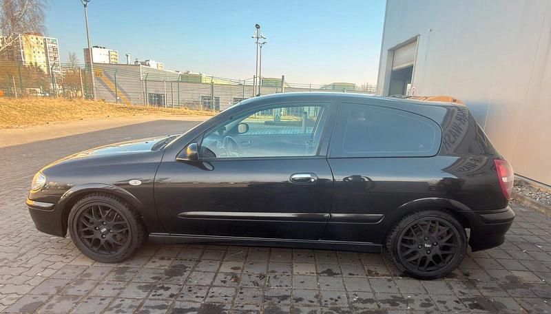 Gebraucht Nissan Almera 90 PS (66 kW) 2002 Schwarz Coupé
